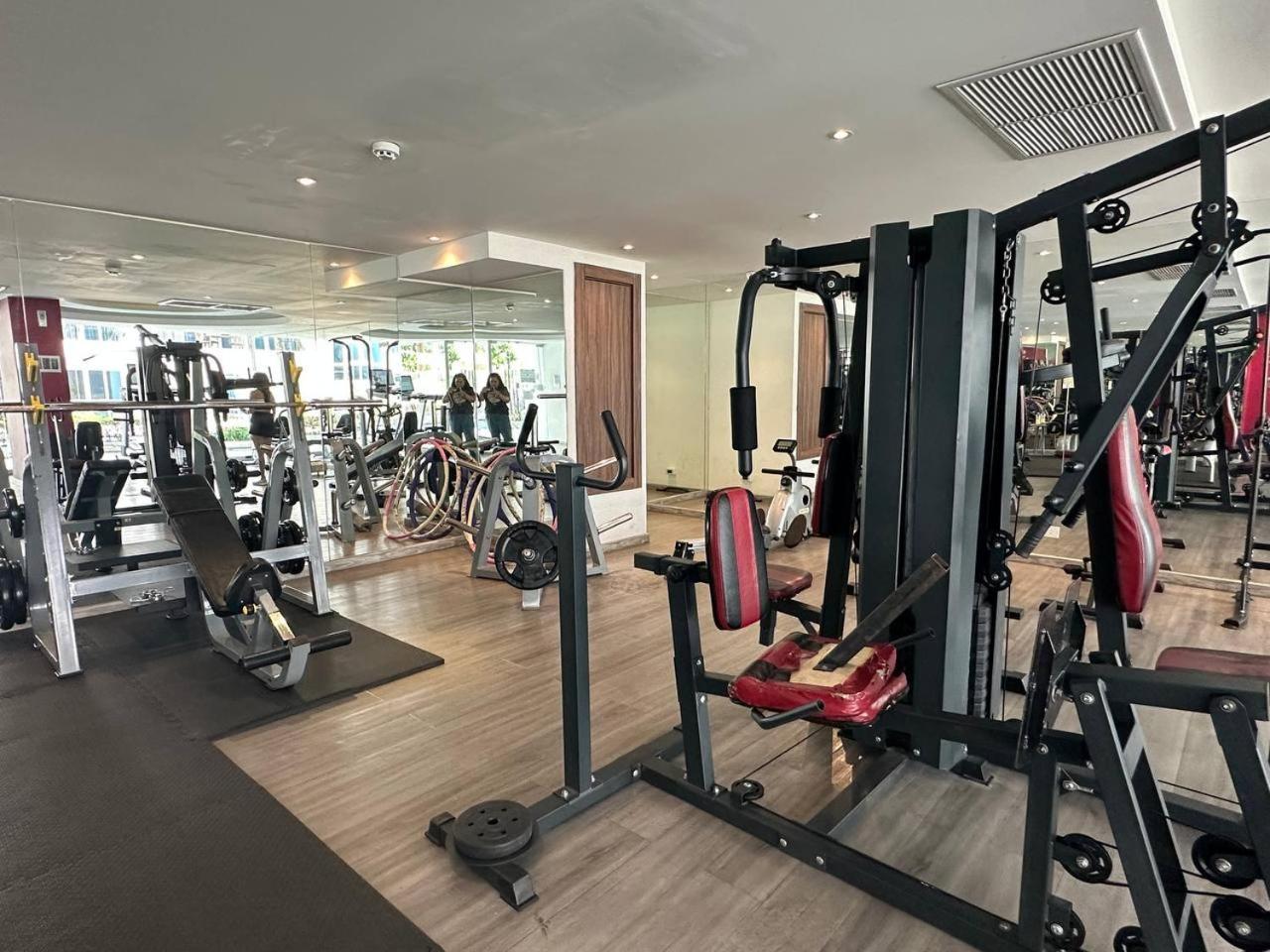 פאטאיה Grand Avenue Suites X Monthstayz Thailand מראה חיצוני תמונה